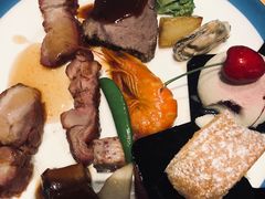 -咖啡苑自助餐厅·中国大饭店