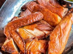 脆皮三黄鸡丨姜葱酱-Bistro 63 创意融合料理(广粤天地店)