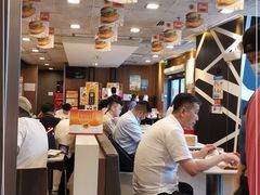 -麦当劳(田林好又多店)