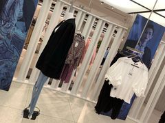 -ZARA(大上海时代广场店)