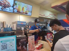 -DQ·蛋糕·冰淇淋(大宁国际商业广场店)