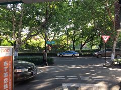 -布丁严选酒店(杭州武林西湖文化广场地铁站店)