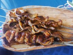 -乡村馕坑肉·烧烤·新疆菜·本地人更爱吃(阿勒泰首店)