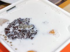 -满记甜品(优客百盛店)