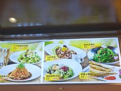 -阿瓦山寨·湘菜现炒·剁椒鱼头王(咸阳总店)