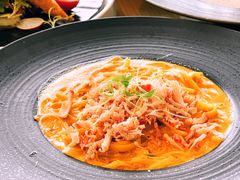 -杏荟旋转餐厅(广州爱群店)