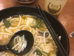 -鑫花溪牛肉米粉(凤凰街创始总店)