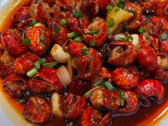 -肥肥虾庄·金牌油焖大虾(东湖欢乐谷店)