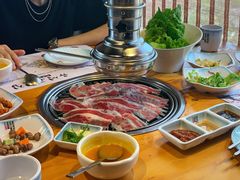 -唯成•韩国炭火烤肉 유성고기