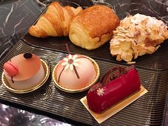-Salon de The de Joel Robuchon(外滩18号店)