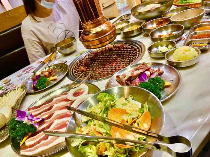 屋塔房木炭烤肉(斗门大信店)-"99在商场五楼 位置挺好找的 附近还有