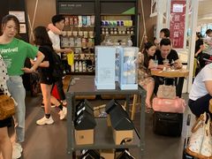 -星巴克(浦东机场T2到达店)