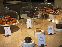 -VERIE BAKEHOUSE