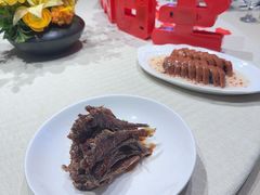 -品悦酒店(三林古镇店)