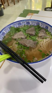 撒拉尔精品牛肉面-"「撒拉尔精品牛肉面」也是家老店了 每次上.