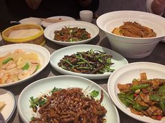 -闫府私房菜·老字号(恒隆店)