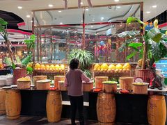 -四海一家自助餐(益田假日广场店)