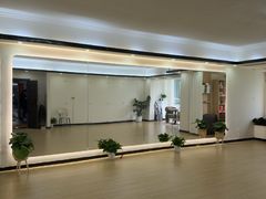 -简·无界健身工作室·运动康复·体态(石厦店)