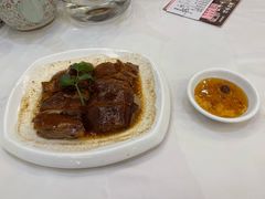 -万山楼海鲜酒家·二十三年老字号