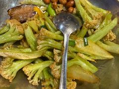 -新白鹿餐厅(百联中环店)