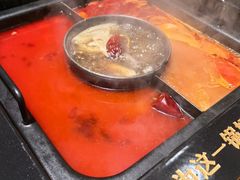 -老牌坊云南鱼豆花火锅(爱建店)