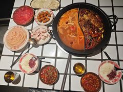 -贰回巷火锅馆(钟楼店)
