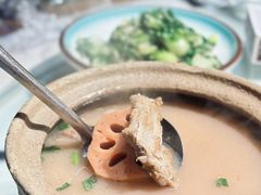 -小凤庭·地道湖北菜武昌鱼·藕汤(38年黄鹤楼店)