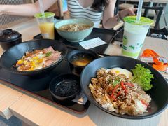 -UDON DON BAR