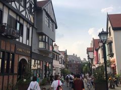 -钟书阁(松江泰晤士小镇店)