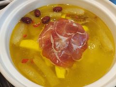 小锅天麻竹荪火腿鸡-滇福记天麻竹荪鸡火锅