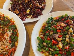 -自贡盐帮菜·玩辣餐厅(樱花园西街店)