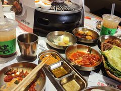-草家酱蟹炭火烤肉店(珲春南路一店)
