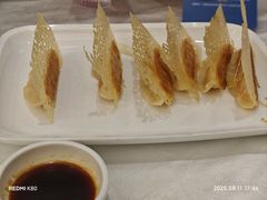 -品海楼·大连海胆锅贴馆(东港店)