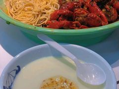 -靓虾二哥长沙地标小龙虾(五一广场店)