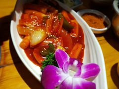 -唯成•韩国炭火烤肉 유성고기