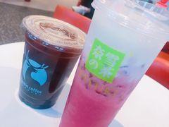 -瑞幸咖啡(武汉摩尔城L2层店)