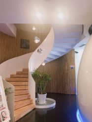 -比华利美容医院