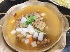 -顶顶汤火牛排火锅·经典铜锅涮肉