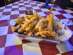 -鲨鱼美式餐厅酒吧Sharky