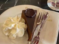 -Cafe Sacher(WIEN)