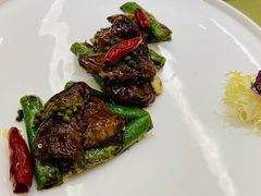 煎炒青花椒M5牛-湖影中餐厅·南京金茂威斯汀大酒店