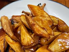 -胡子饮食店