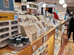 -猫的天空之城概念书店(景德镇陶溪川店)
