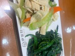 -伊京轩兰州牛肉面(闹市口店)