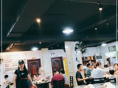 大堂-牛一煲美食(江高店)
