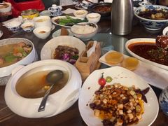 -顺兴老茶馆·精品川菜(世纪城店)