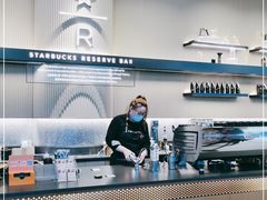 -星巴克臻选(上海合生汇1F店)