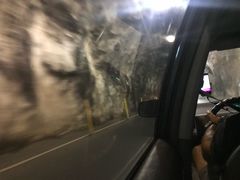-钻石头山