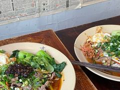 -方铲铲·成都板凳面(滨江银泰店)