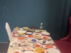 -四海一家自助餐(益田假日广场店)